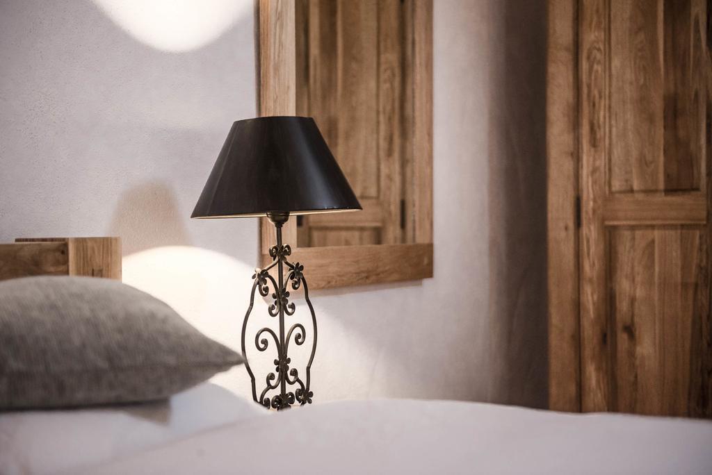 Romantik Hotel L'Etoile Шарме Екстериор снимка