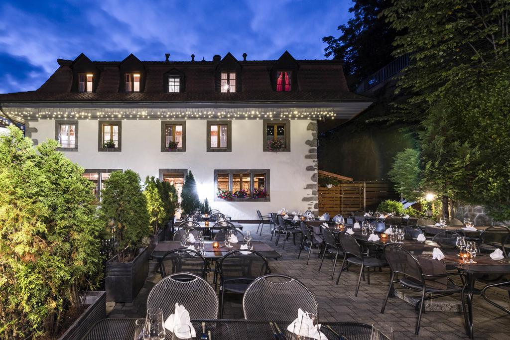 Romantik Hotel L'Etoile Шарме Екстериор снимка