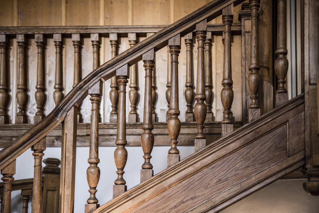 Romantik Hotel L'Etoile Шарме Екстериор снимка