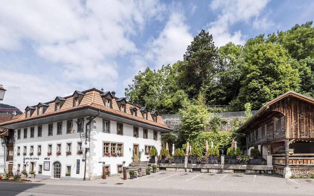 Romantik Hotel L'Etoile Шарме Екстериор снимка