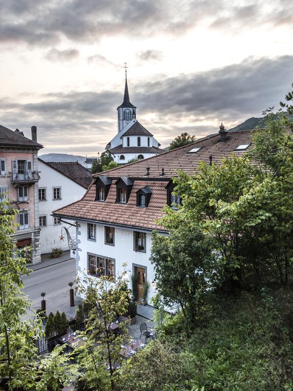 Romantik Hotel L'Etoile Шарме Екстериор снимка